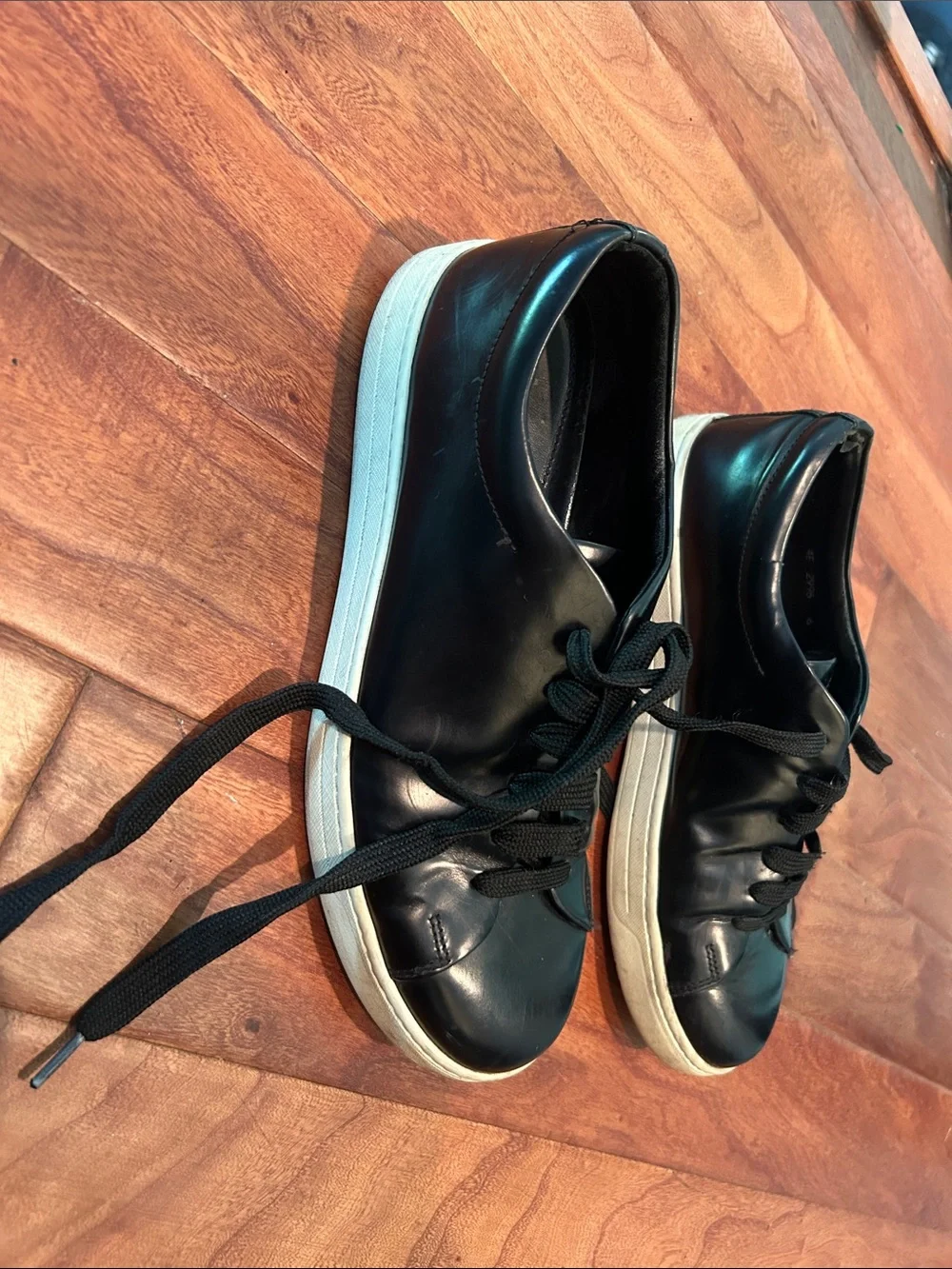 Prada Men’s Black Leather Lace Up Sneakers Size 7 - Picture 4 of 9